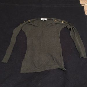 Thin long sleeve loose neck shirt